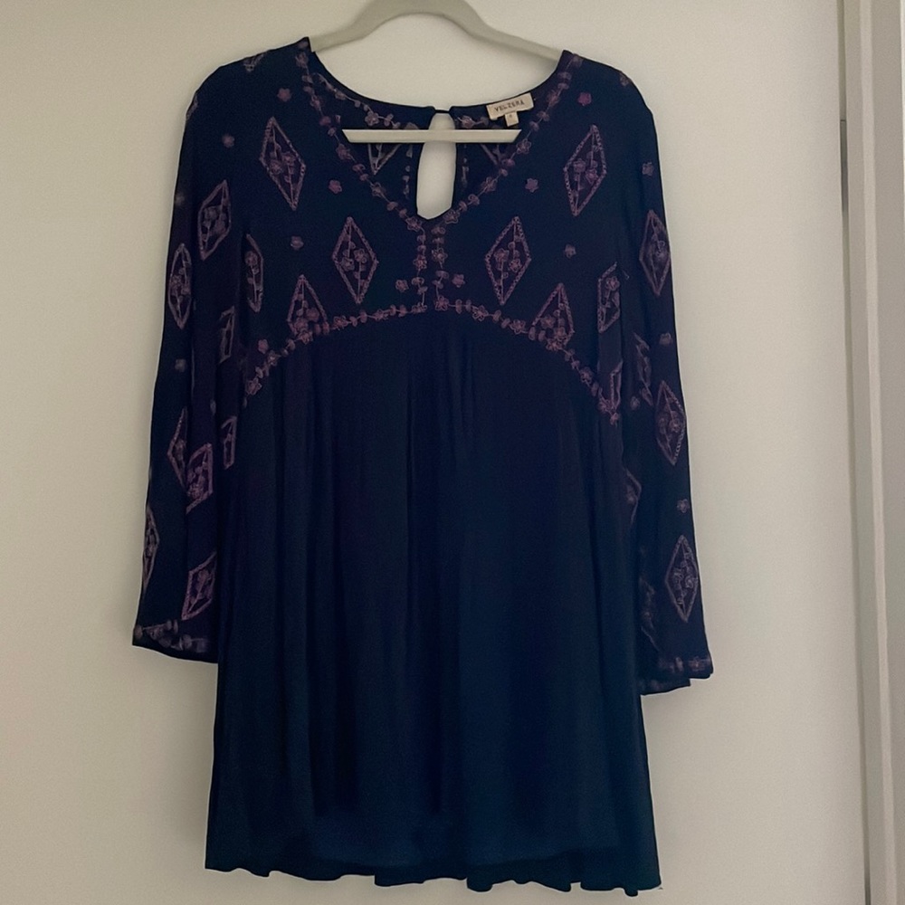 Long been sleeve mini dress
